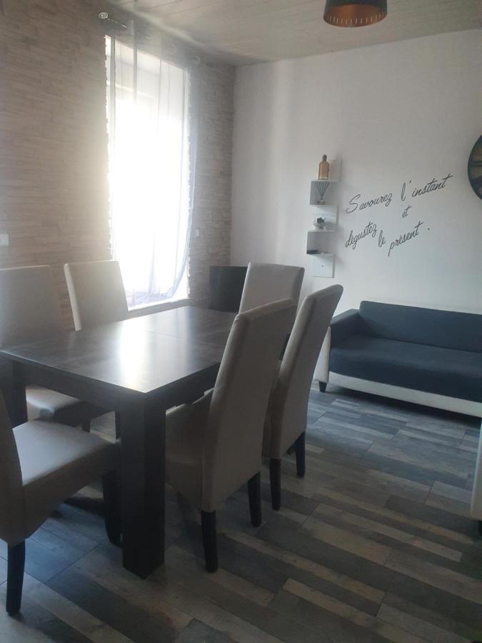 Bienvenue Chez Les Ch'Oups Le Loft 50 M2 Apartment Ла Бурбул Екстериор снимка